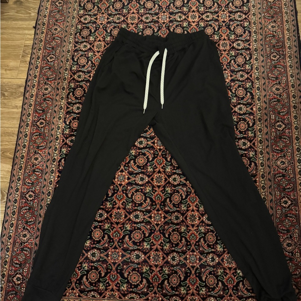 Vuori Black Jogger Pants with White Drawstring